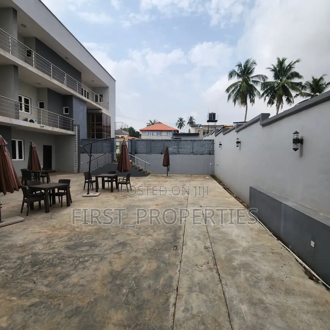 Functioning Hotel in Top Notch Environment in Ibadan