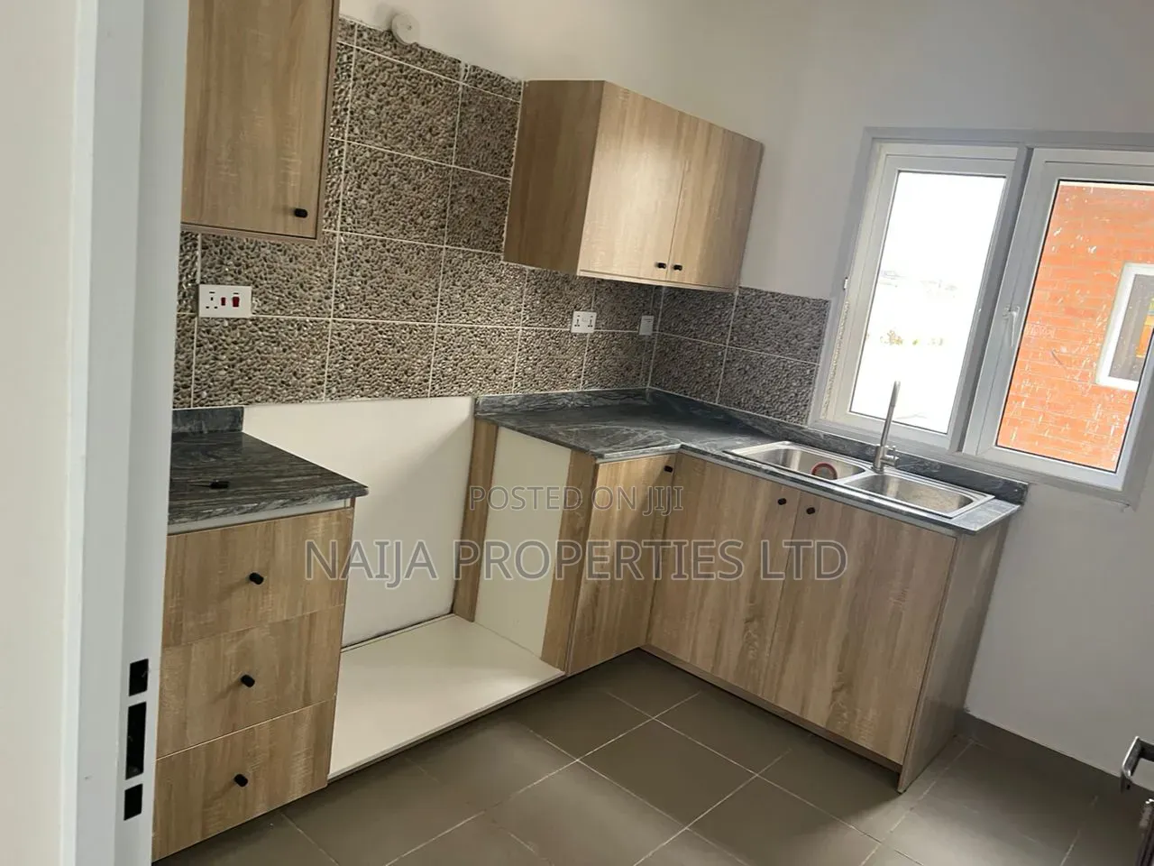 4bdrm Townhouse / Terrace in Urban Shelter, Abraham Adesanya Estate in Abraham Adesanya Estate