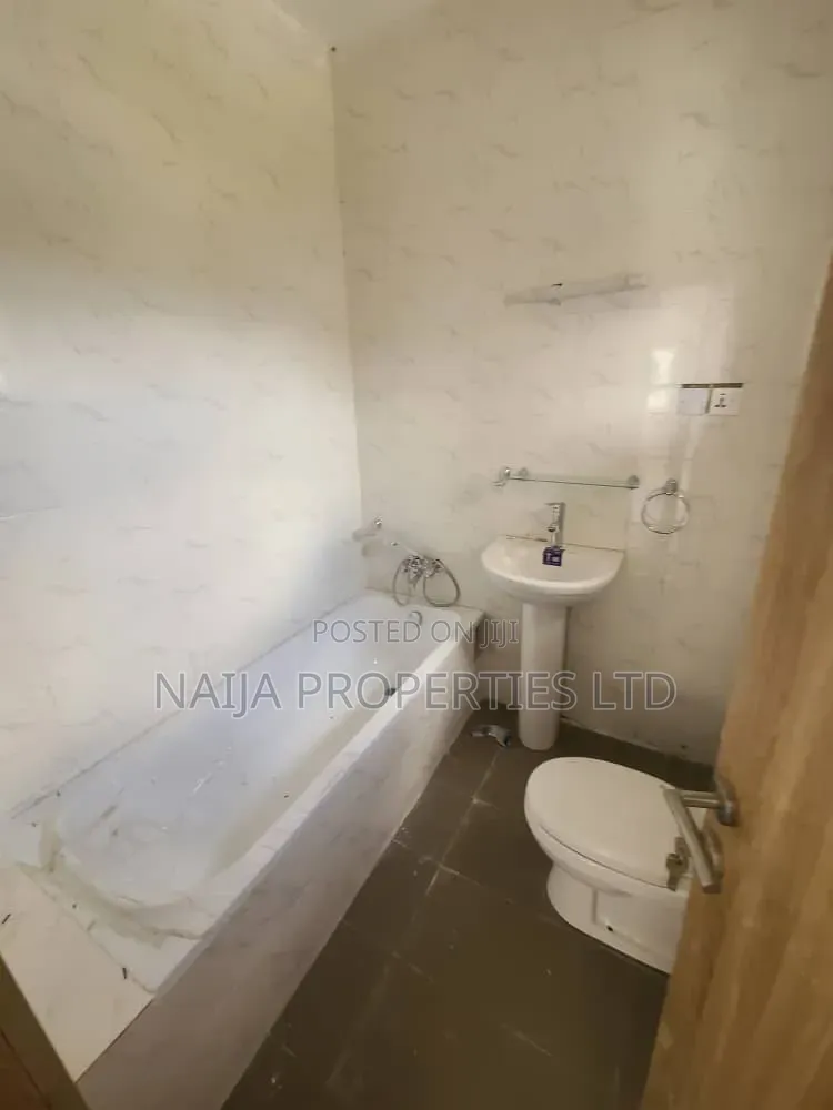 4bdrm Townhouse / Terrace in Urban Shelter, Abraham Adesanya Estate in Abraham Adesanya Estate