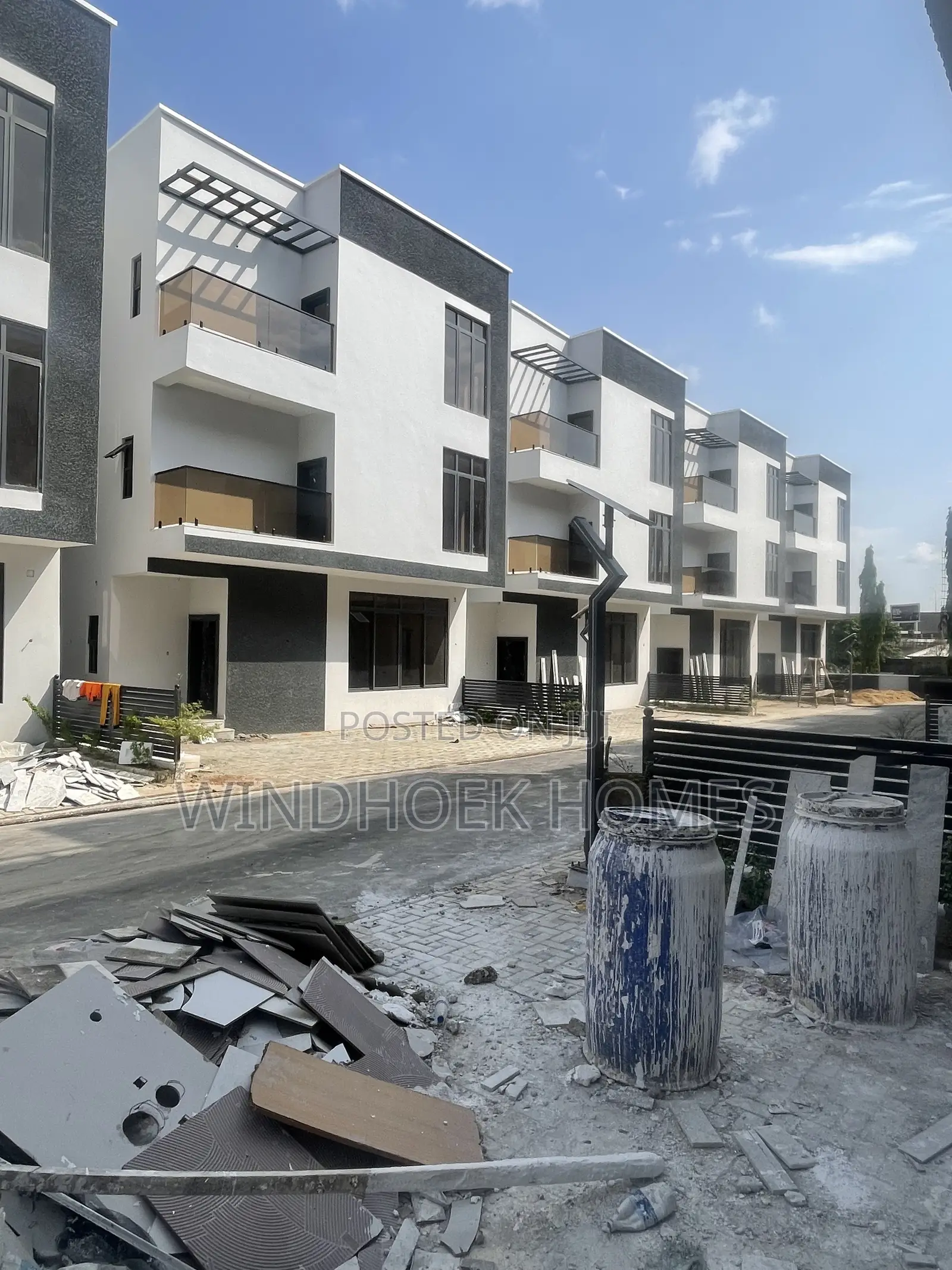 5bdrm Duplex in Mabushi for sale in Mabushi