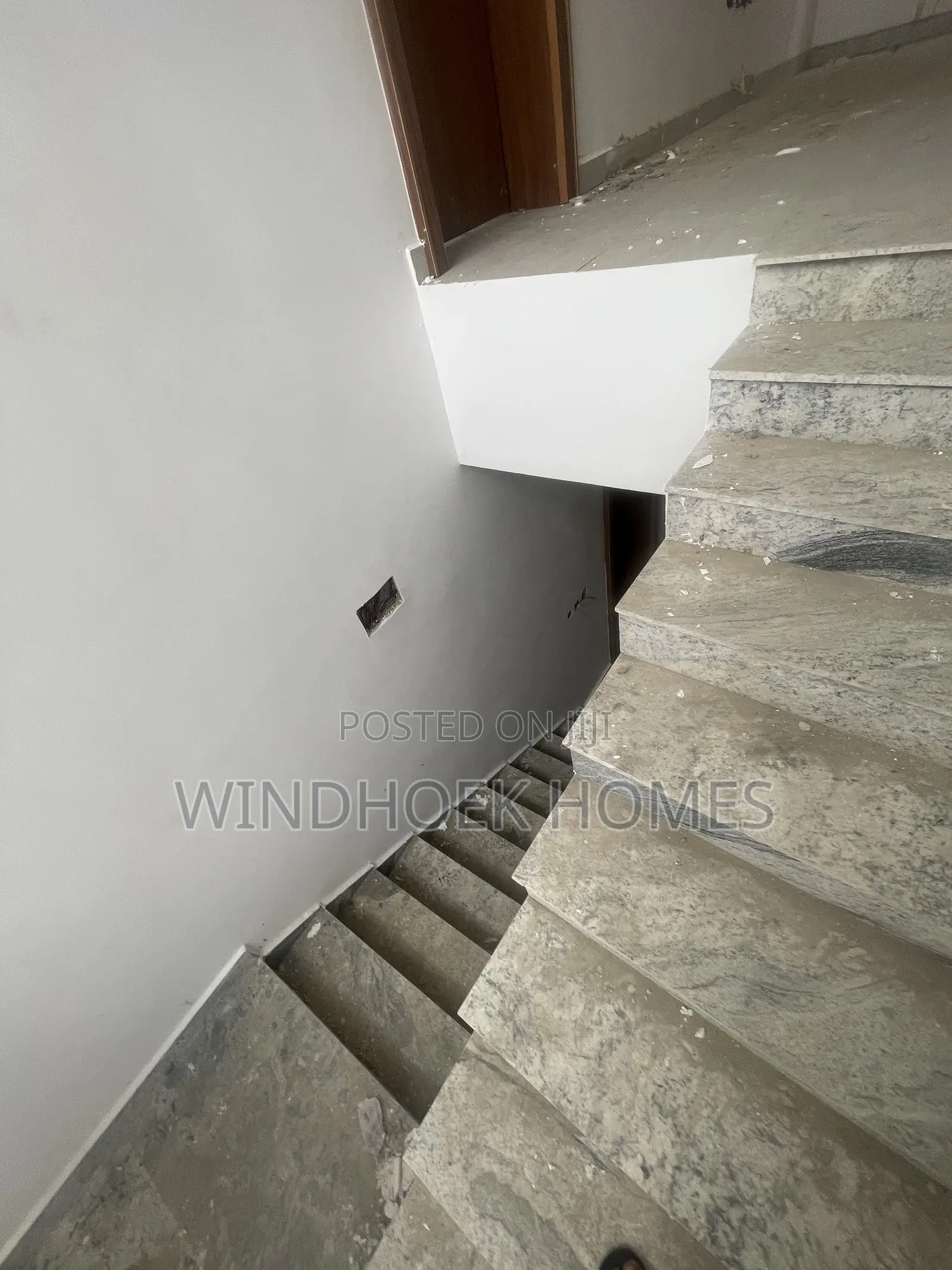 5bdrm Duplex in Mabushi for sale in Mabushi
