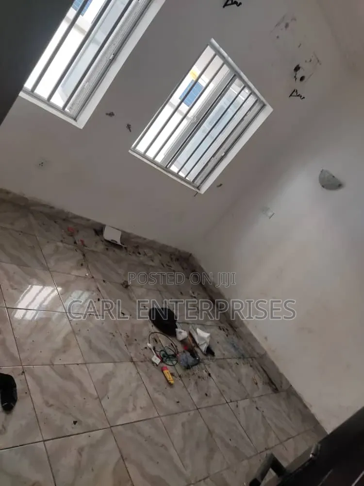 1bdrm Shared Apartment in Jade Ville Estate, Chevron for rent in Chevron