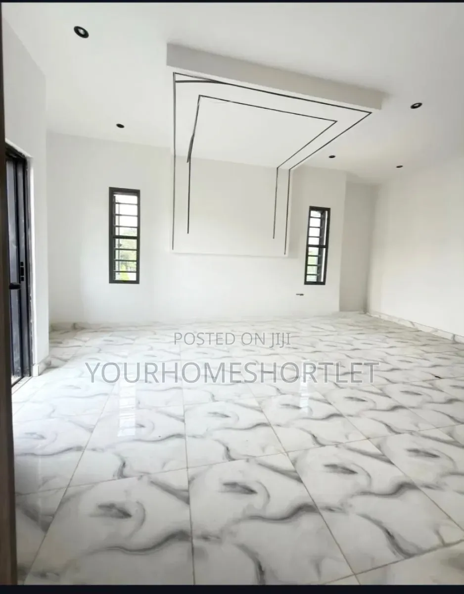 Luxury Units of 4 Bedroom Duplexes With Private Gate in Adeniyi Jones