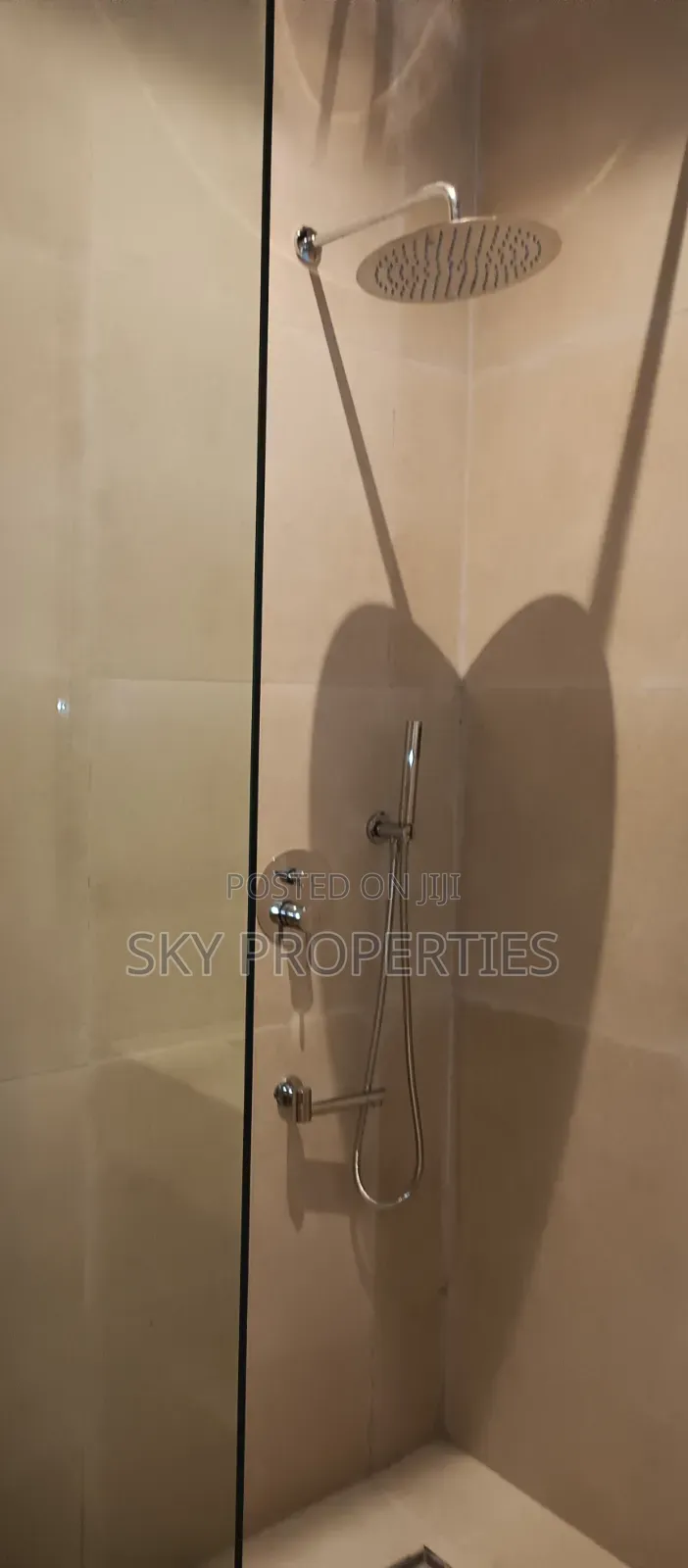3bdrm Apartment in Christ Avenue, Lekki Phase 1 for rent in Lekki Phase 1