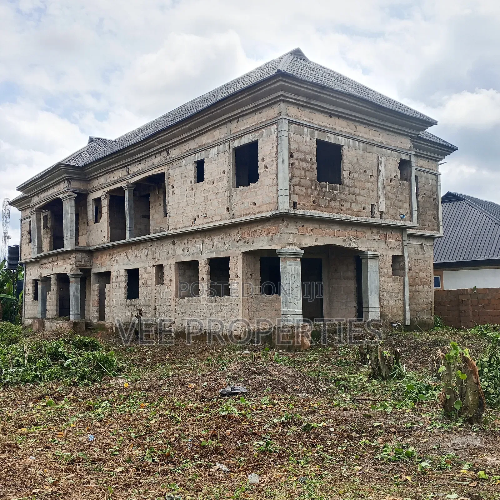 4bdrm Block of Flats in Benin City for sale in Benin City