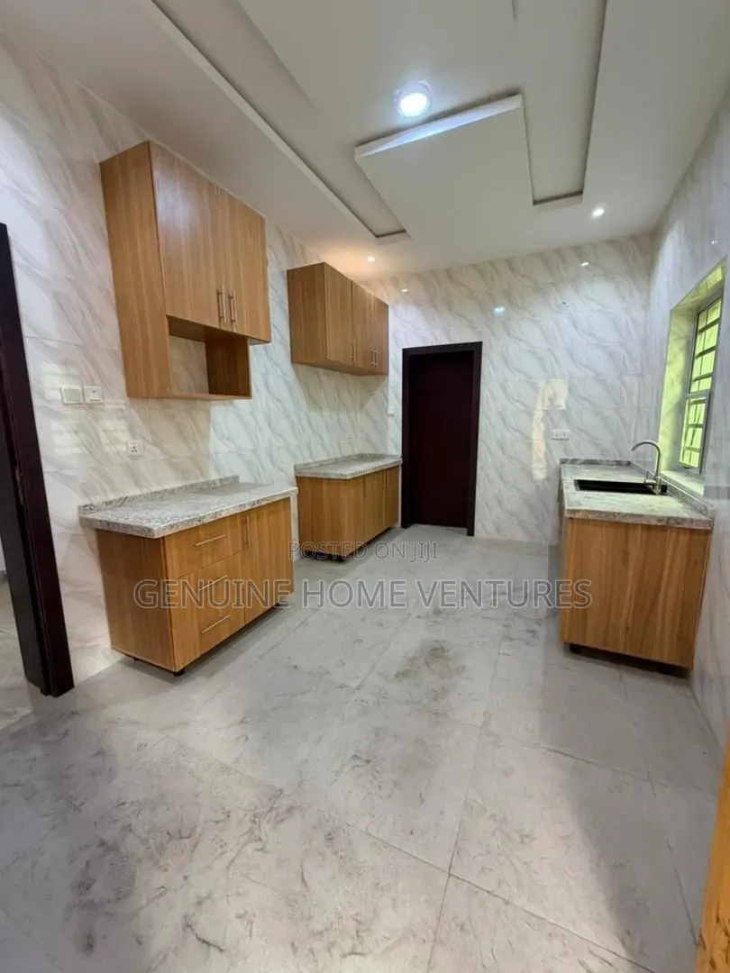 3bdrm Apartment in Magodo Phase 2 for sale in GRA Phase 2 Shangisha