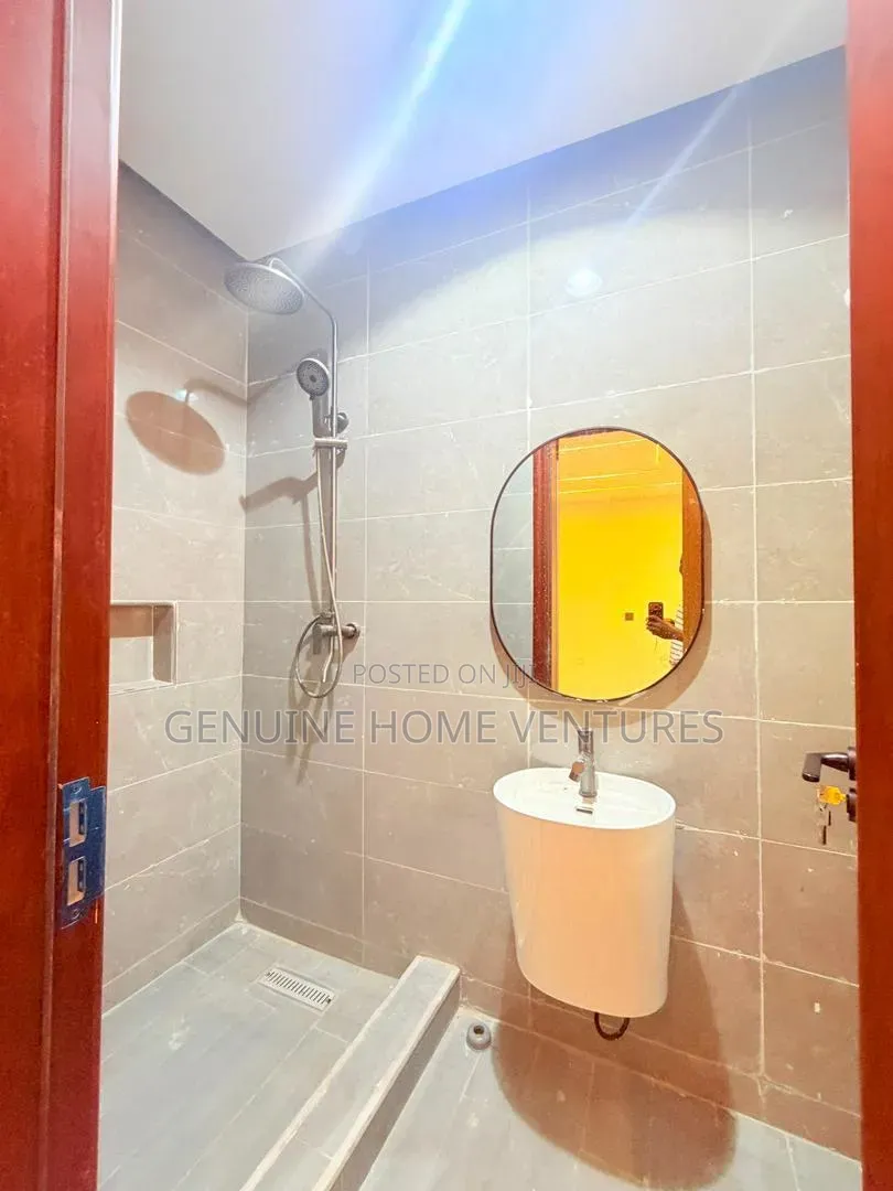 4bdrm Duplex in Sabo / Yaba for sale in Sabo / Yaba