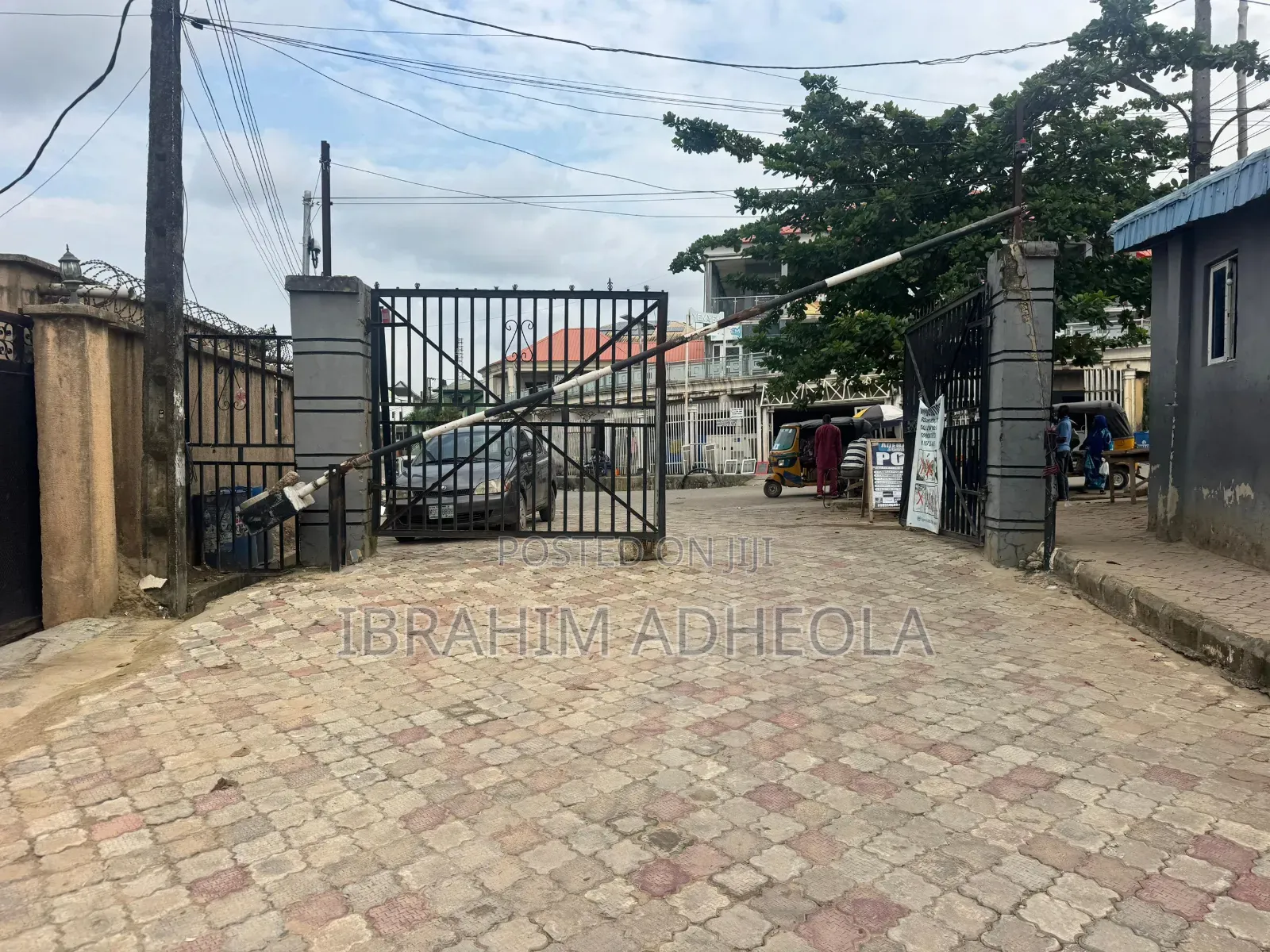 For Sale at Magodo Phase 1: Land Measuring 650sqm Fenced And in Magodo Isheri