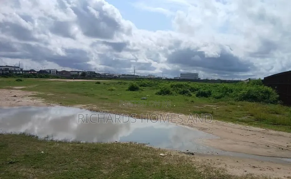 190000 SQM of Land for Sale in Ikate Elegushi in Ikate-Elegushi