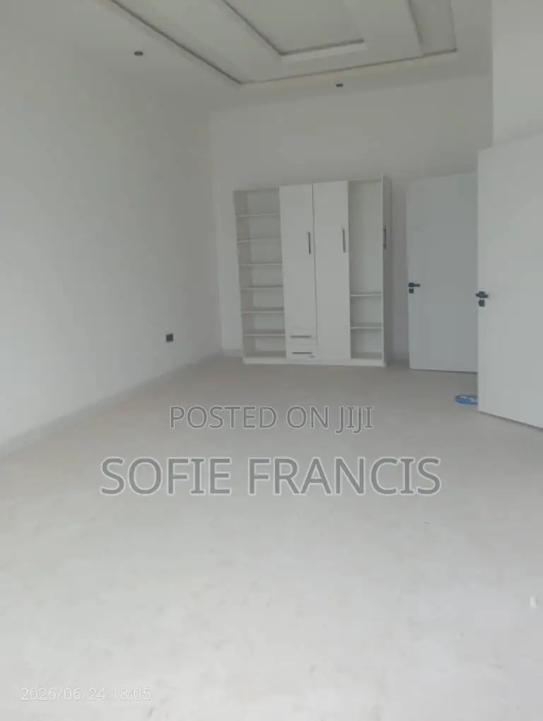 4bdrm Duplex in Vgc for rent in VGC / Ajah