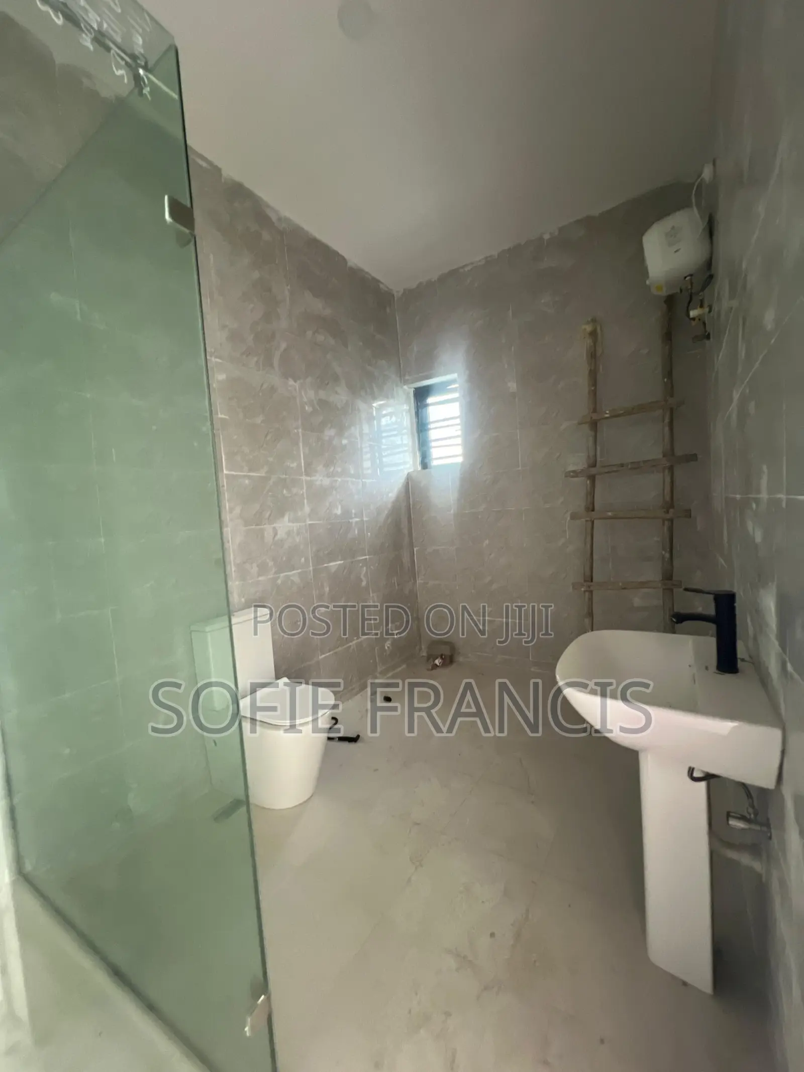 4bdrm Duplex in Vgc for rent in VGC / Ajah