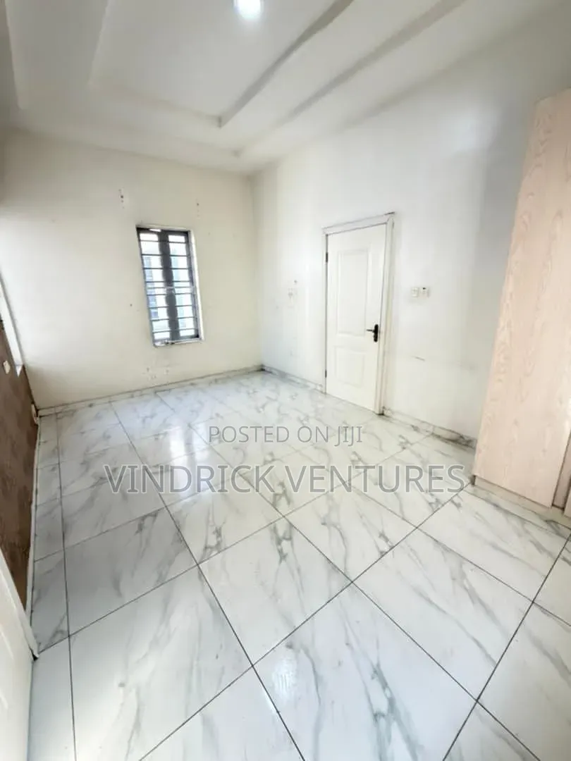 1bdrm Shared Apartment in Osapa London for rent in Osapa london