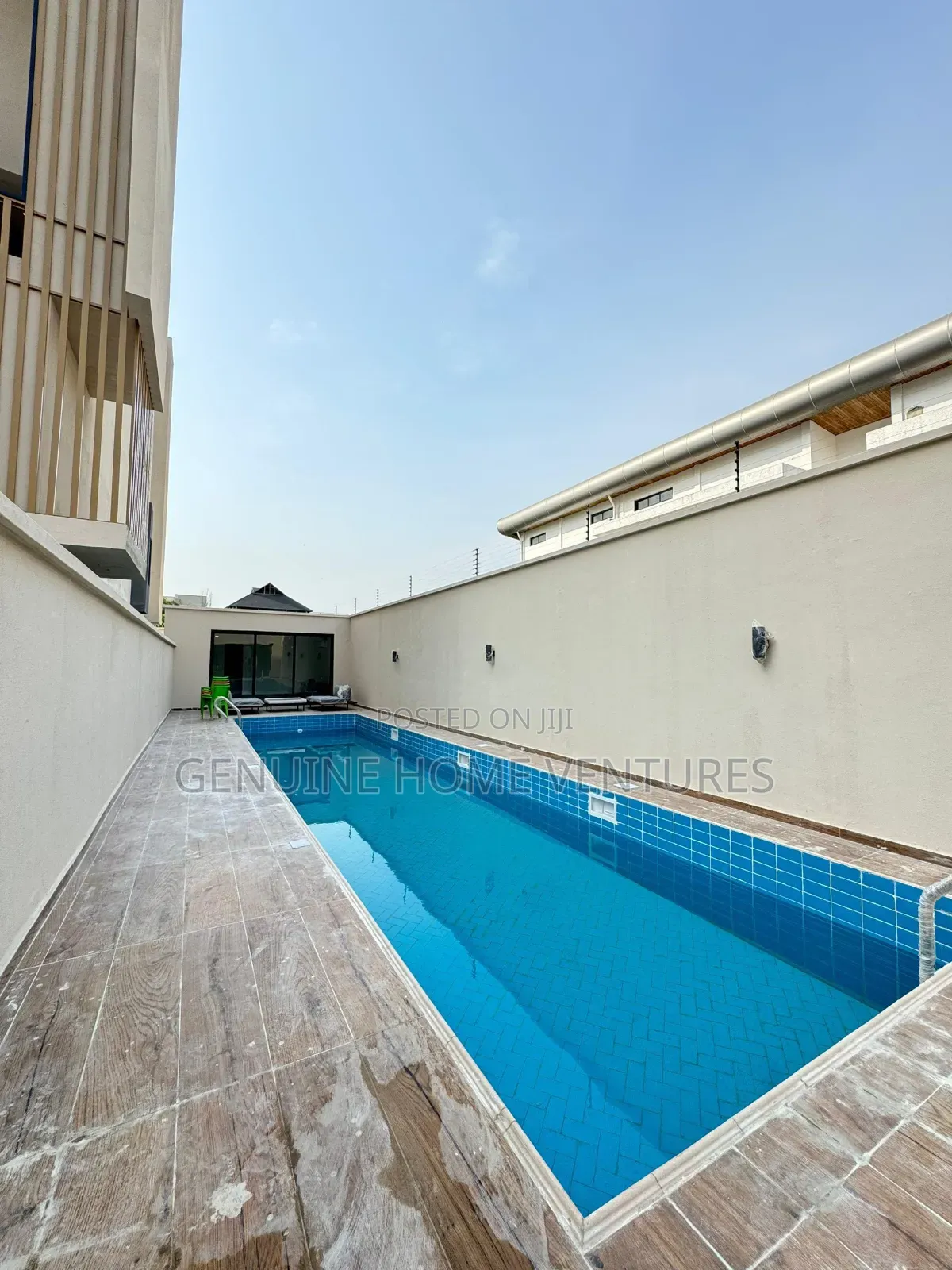 5bdrm Duplex in Banana Island for sale in Banana Island