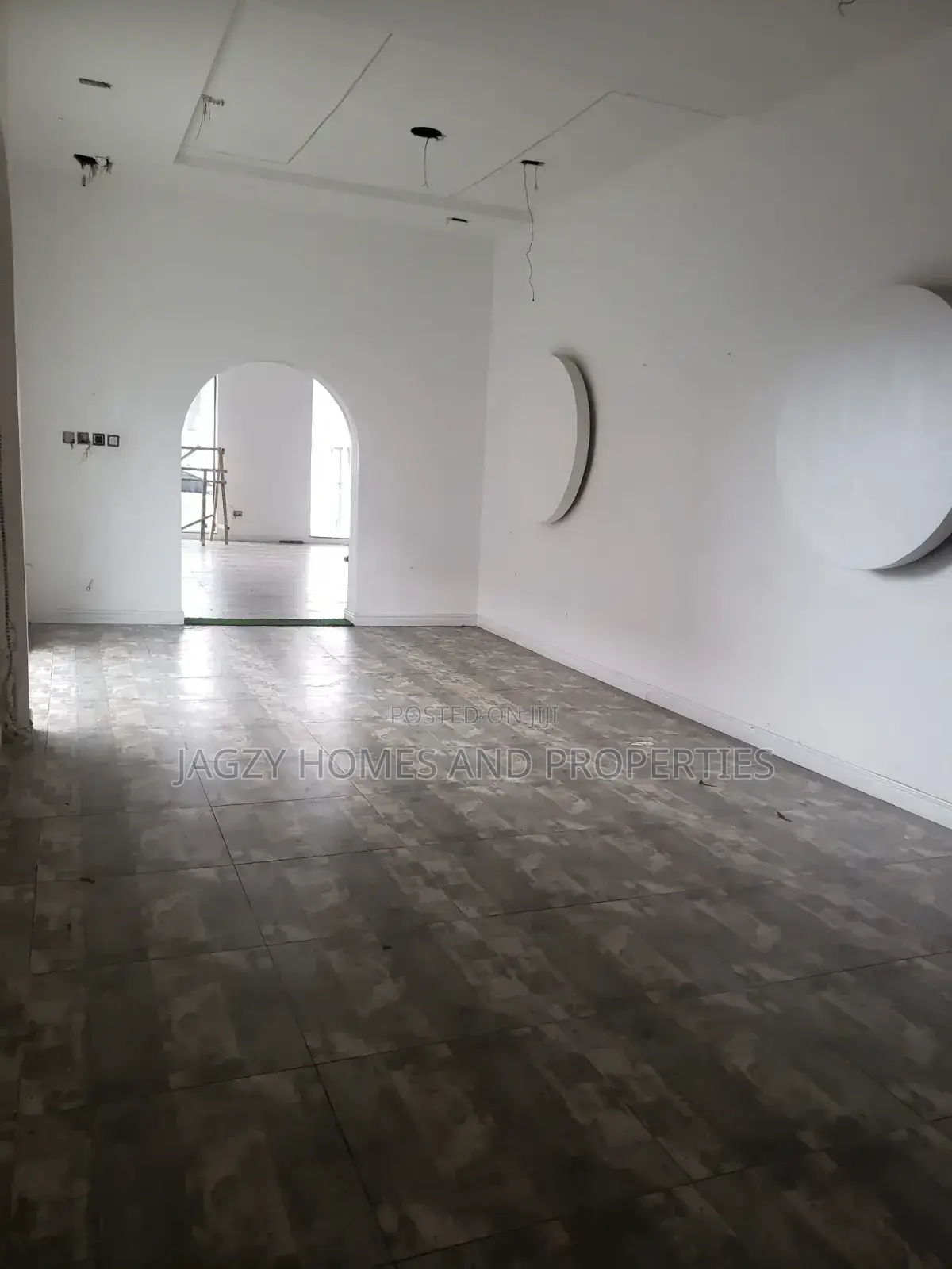 Shop for Rent in Lekki Phase 1