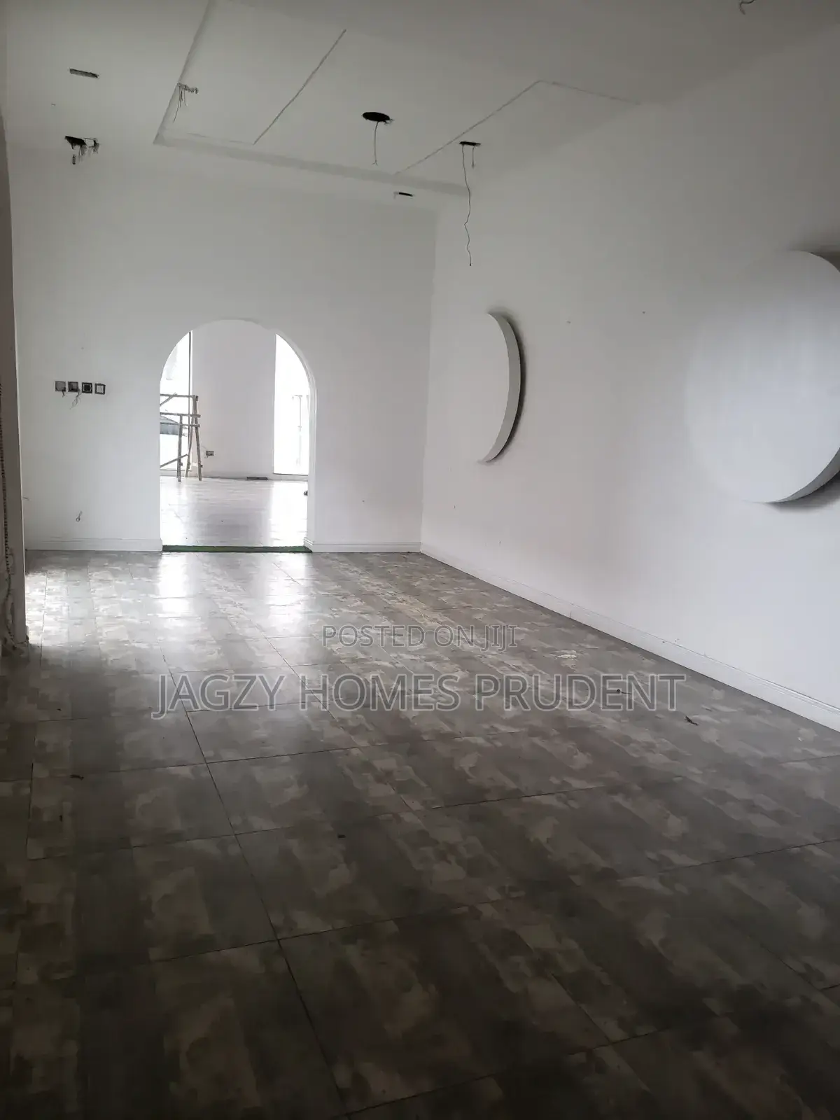 Shop for Rent in Lekki Phase 1