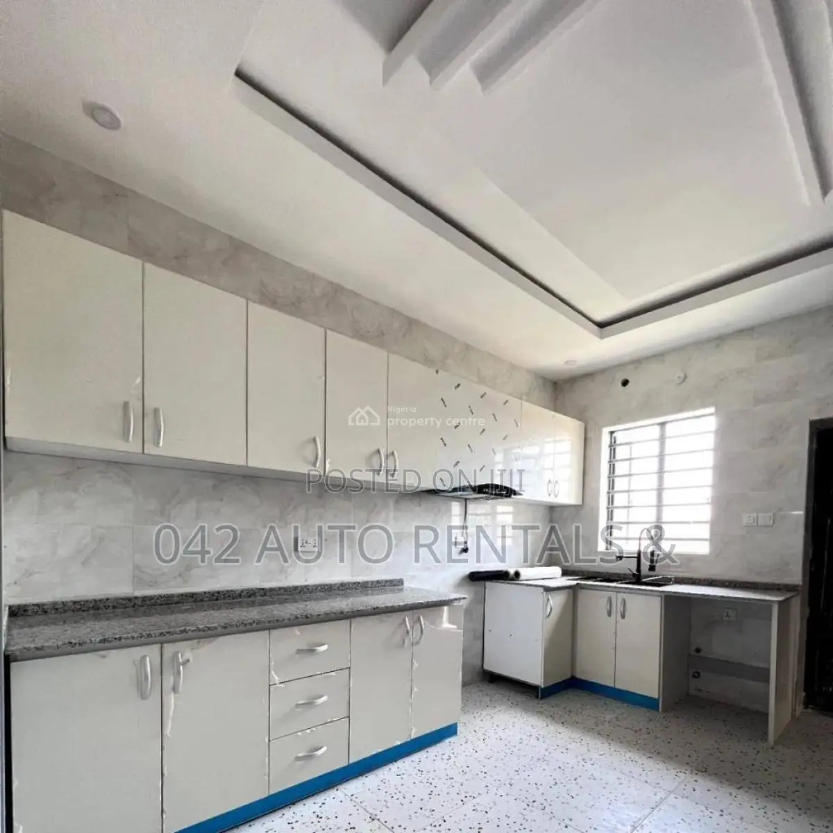 4bdrm Duplex in Ogui Road, Enugu for sale in Enugu