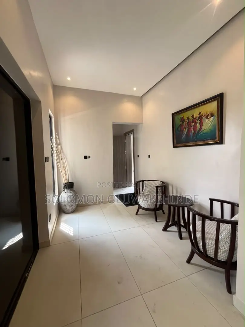Furnished 5bdrm Duplex in Vgc for sale in VGC / Ajah