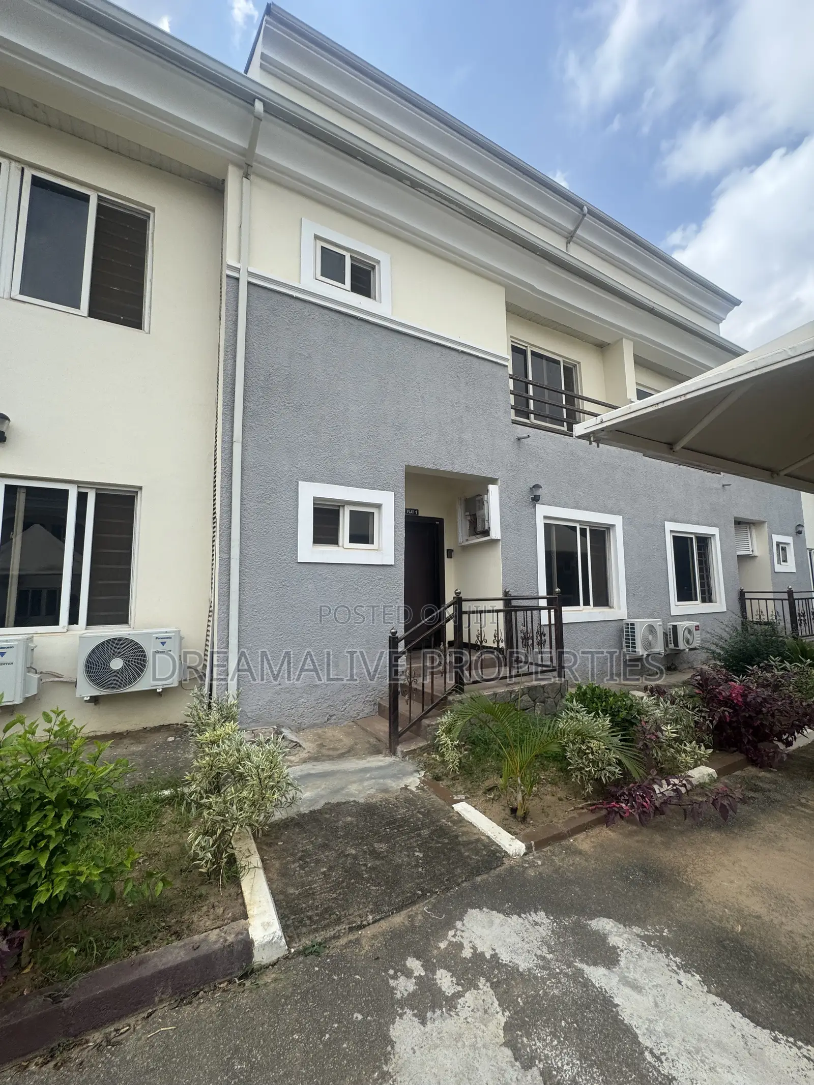 5bdrm Duplex in Life Camp for rent in Life Camp