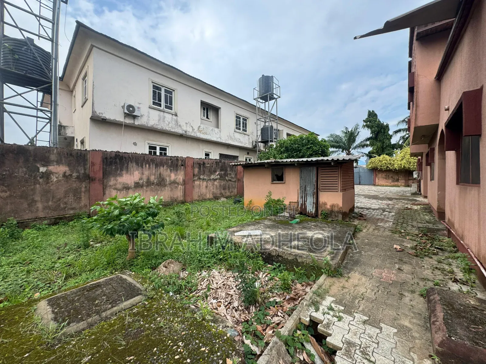 Land Measuring 390sqm in a Lovely Location Within the Estate in GRA Phase 1