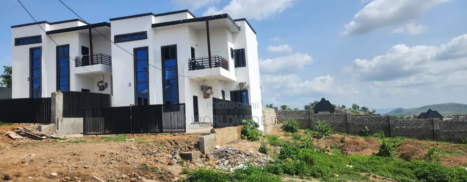 250sqm Terrace Plots for a 4bedroom Duplex in Sabon Lugbe