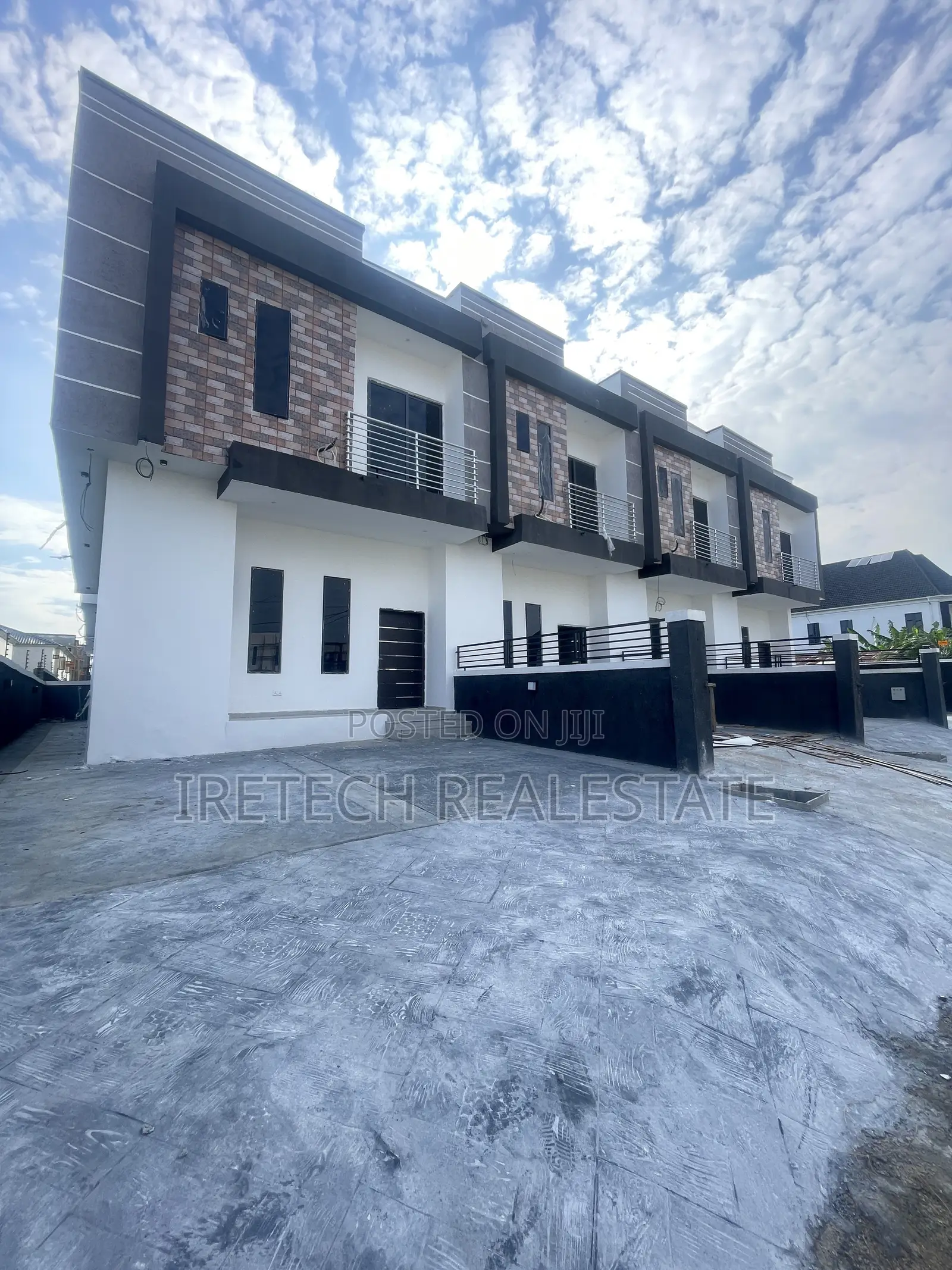 2bdrm Townhouse/Terrace in Ajah By Abraham, Off Lekki-Epe Expressway in Off Lekki-Epe Expressway