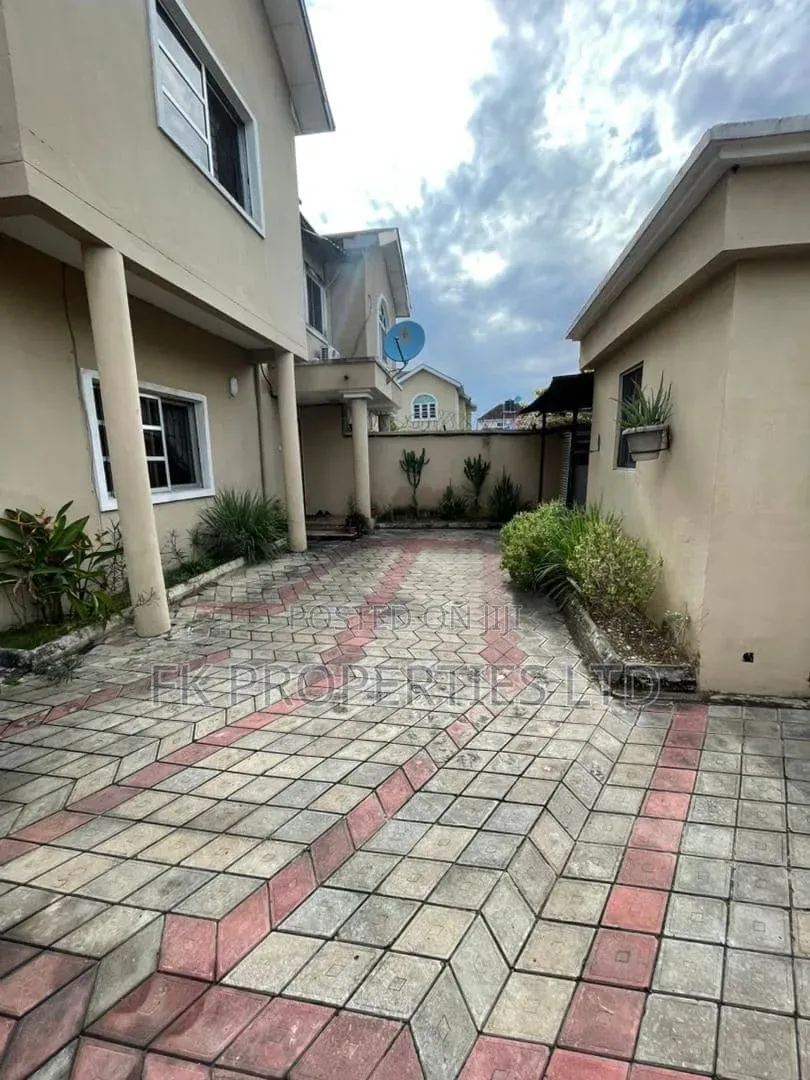 4bdrm House in Lekki Phase 1 for sale in Lekki Phase 1