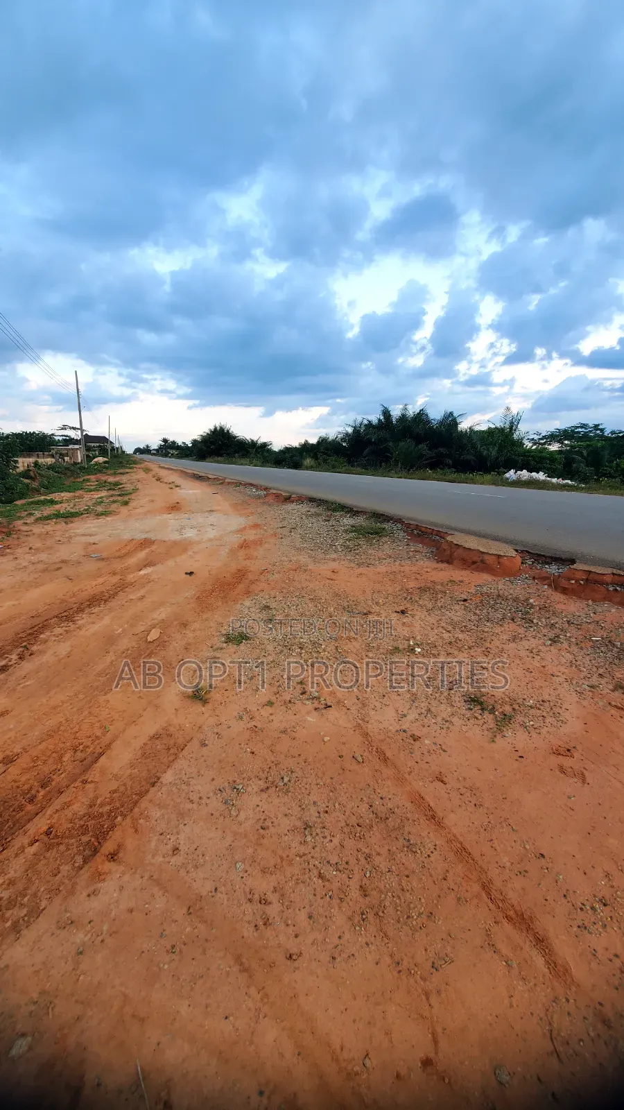 100ft by 100ft Land at Oke-Oroma, Off Airport Road for Sale in Benin City