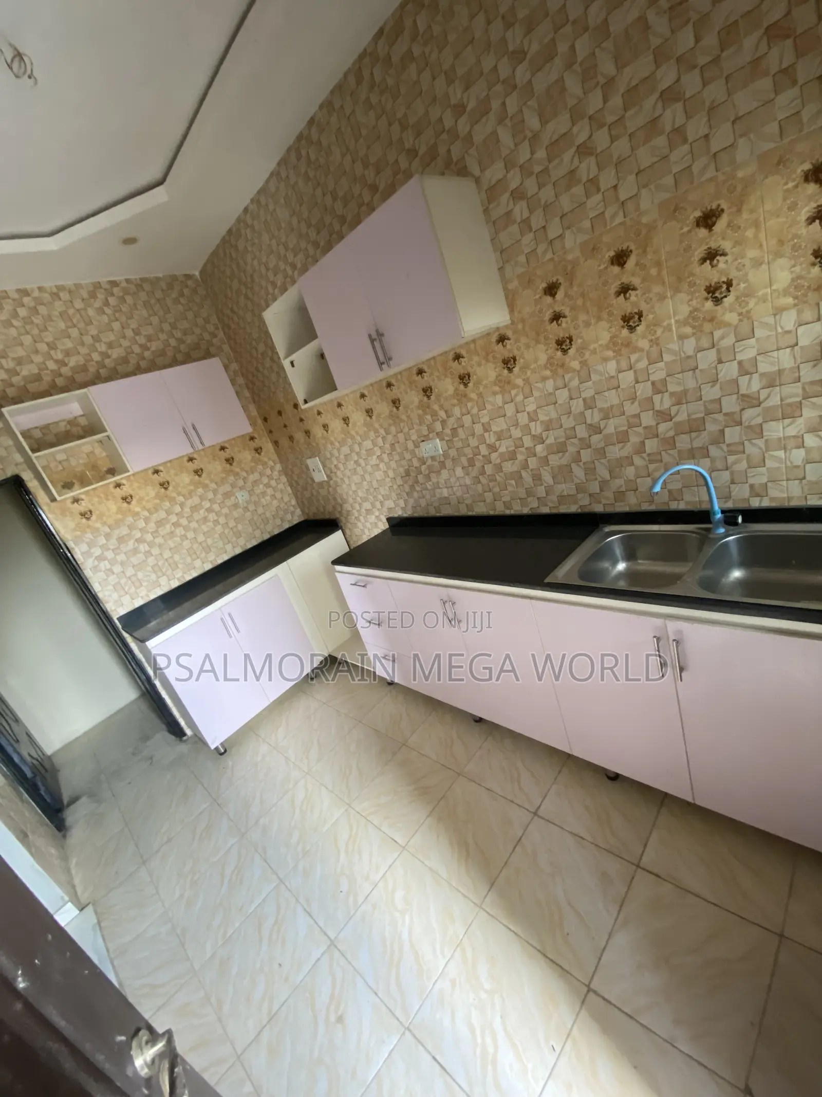 3bdrm Block of Flats in Ire Akari, Akala Express for rent in Akala Express