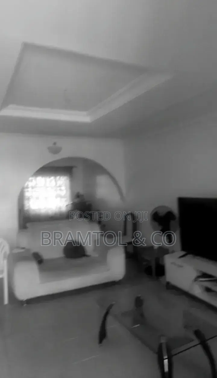 2bdrm Block of Flats in Trade More, Sabon Lugbe for sale in Sabon Lugbe