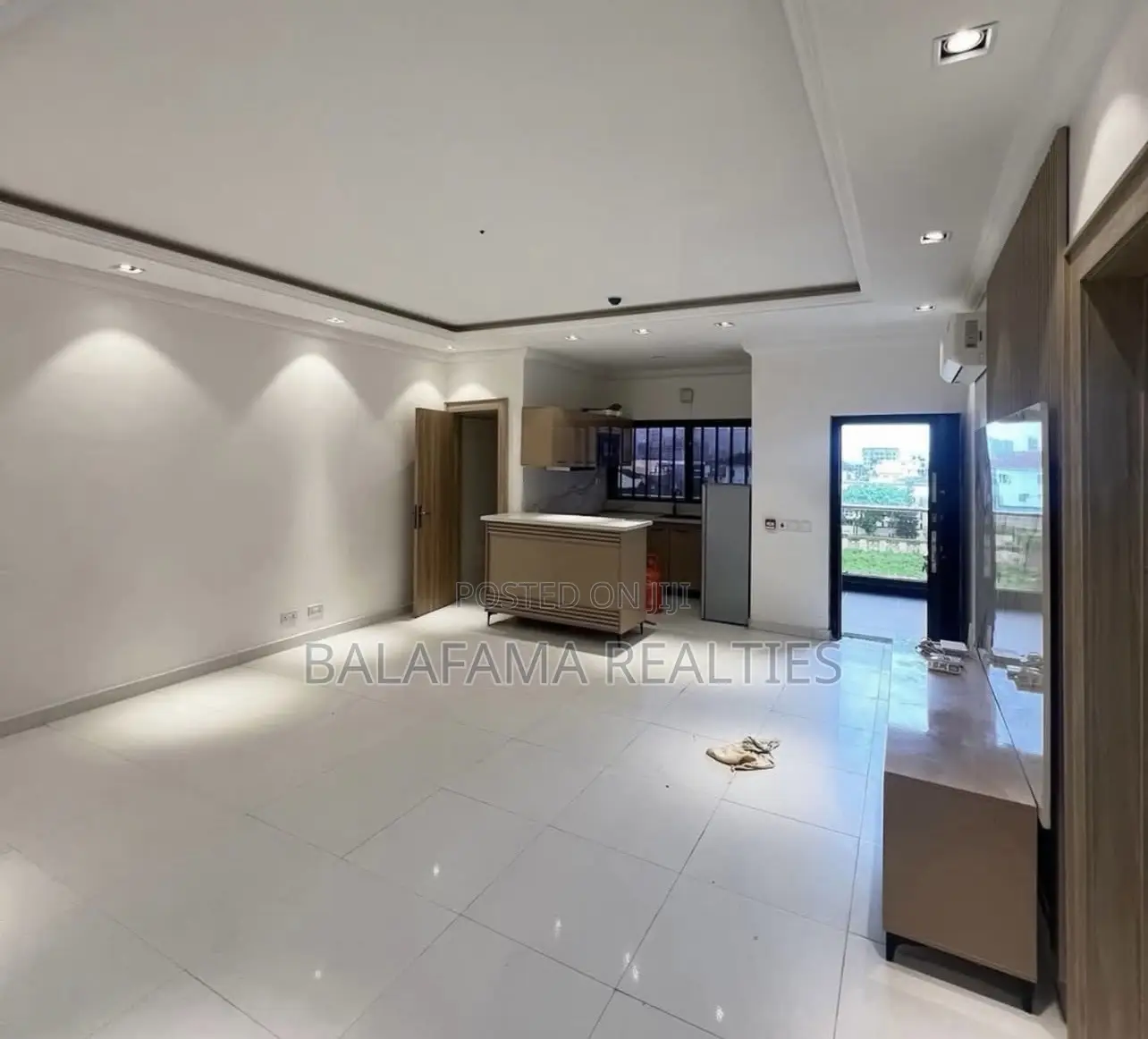 3bdrm Apartment in Osborne Foreshore for sale in Osborne Foreshore Estate