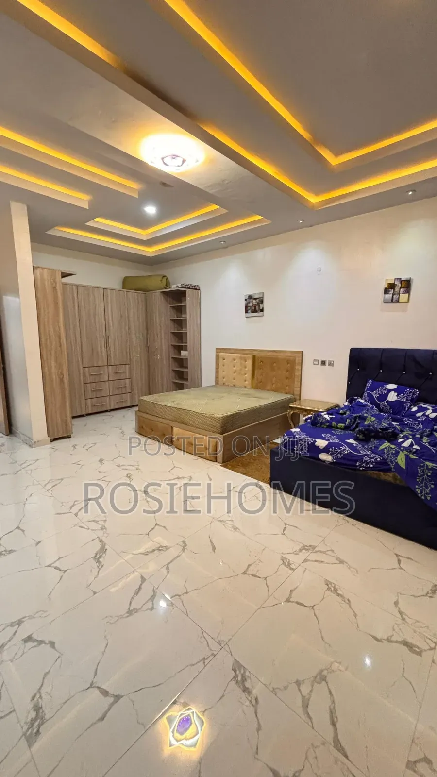 Furnished 5bdrm Duplex in Chevron for rent in Chevron
