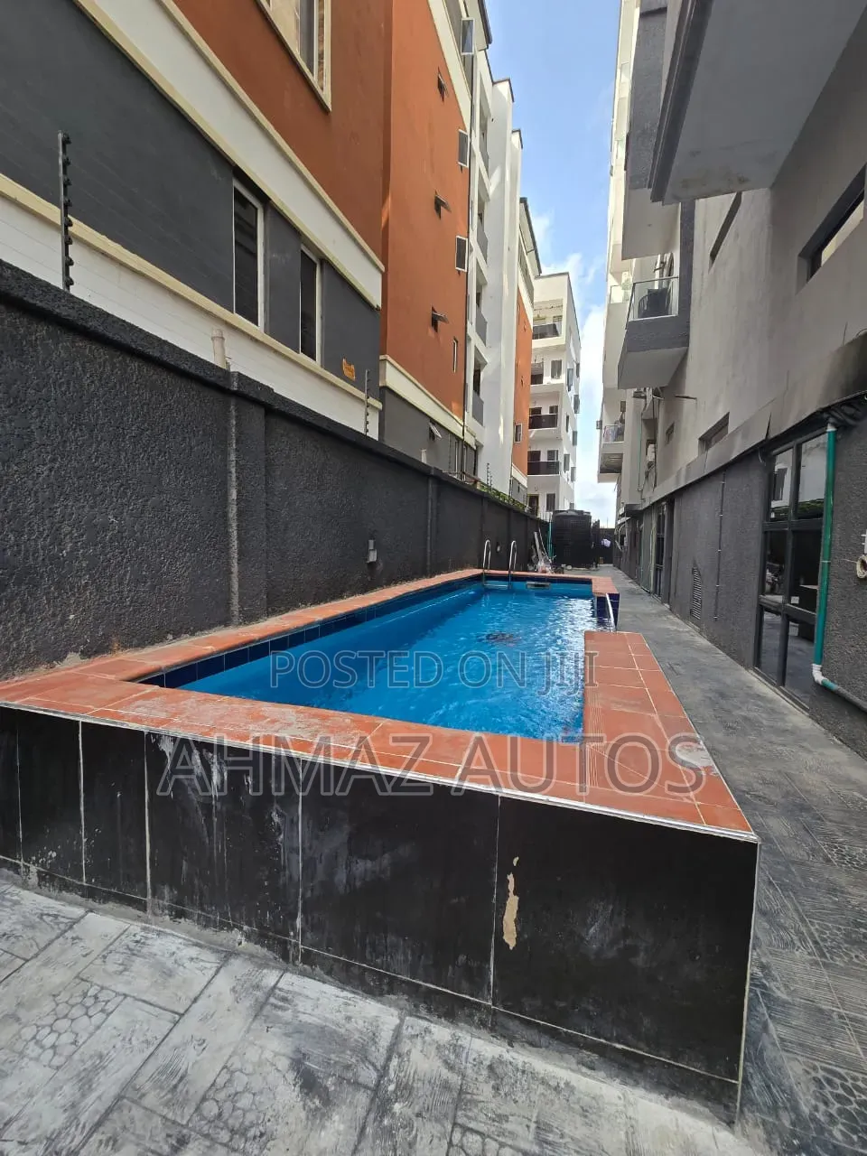 2bdrm Maisonette in Rockmould Apartment., Lekki for sale in Lekki