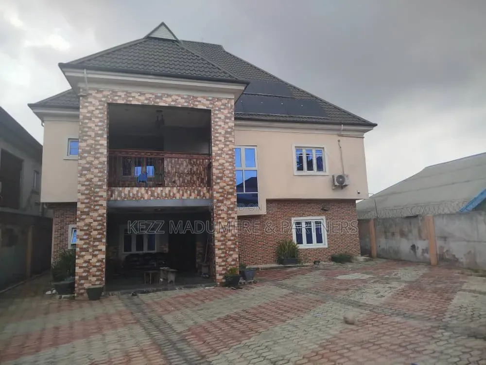 4bdrm Duplex in Elelenwo Port for sale in Elelenwo