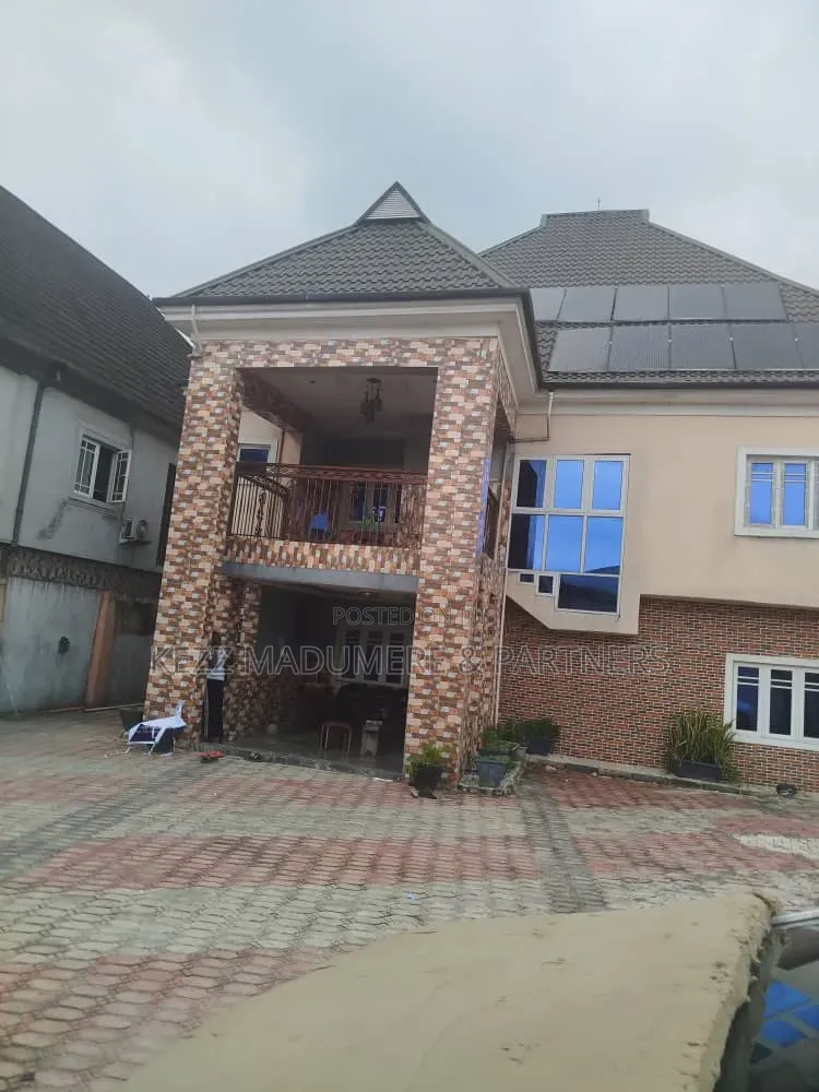 4bdrm Duplex in Elelenwo Port for sale in Elelenwo