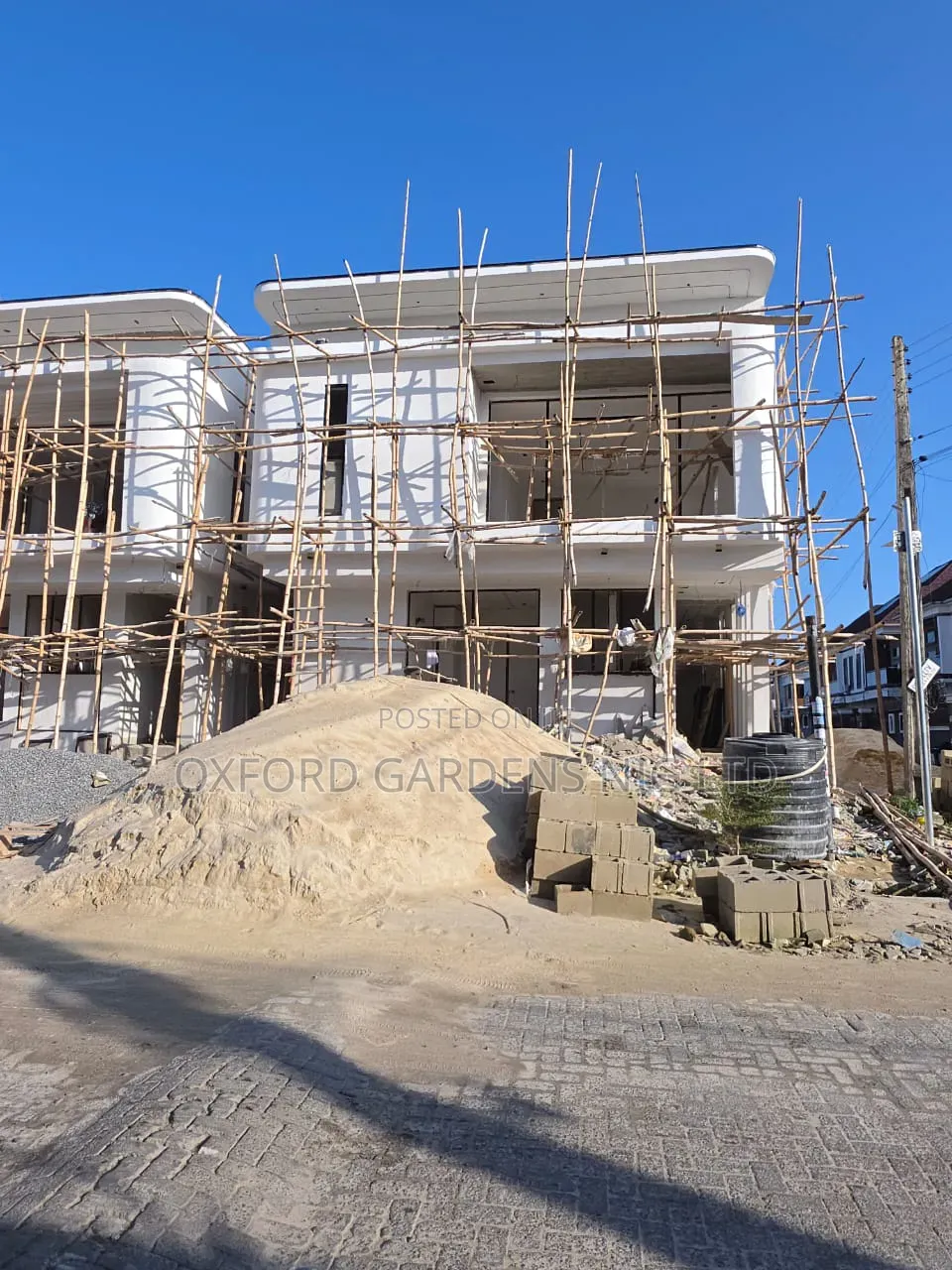 4bdrm Duplex in Royal Pine Estate, Chevron for sale in Chevron