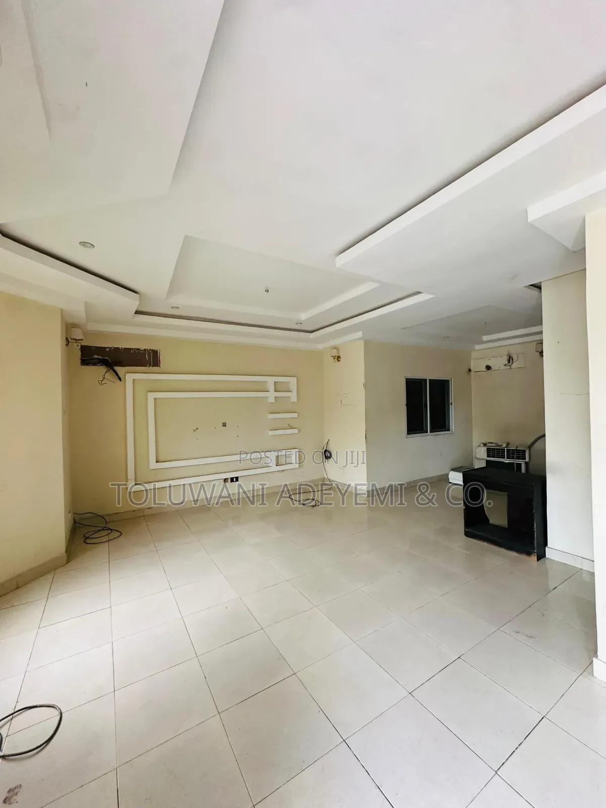 3bdrm Townhouse / Terrace for rent in Off Lekki-Epe Expressway
