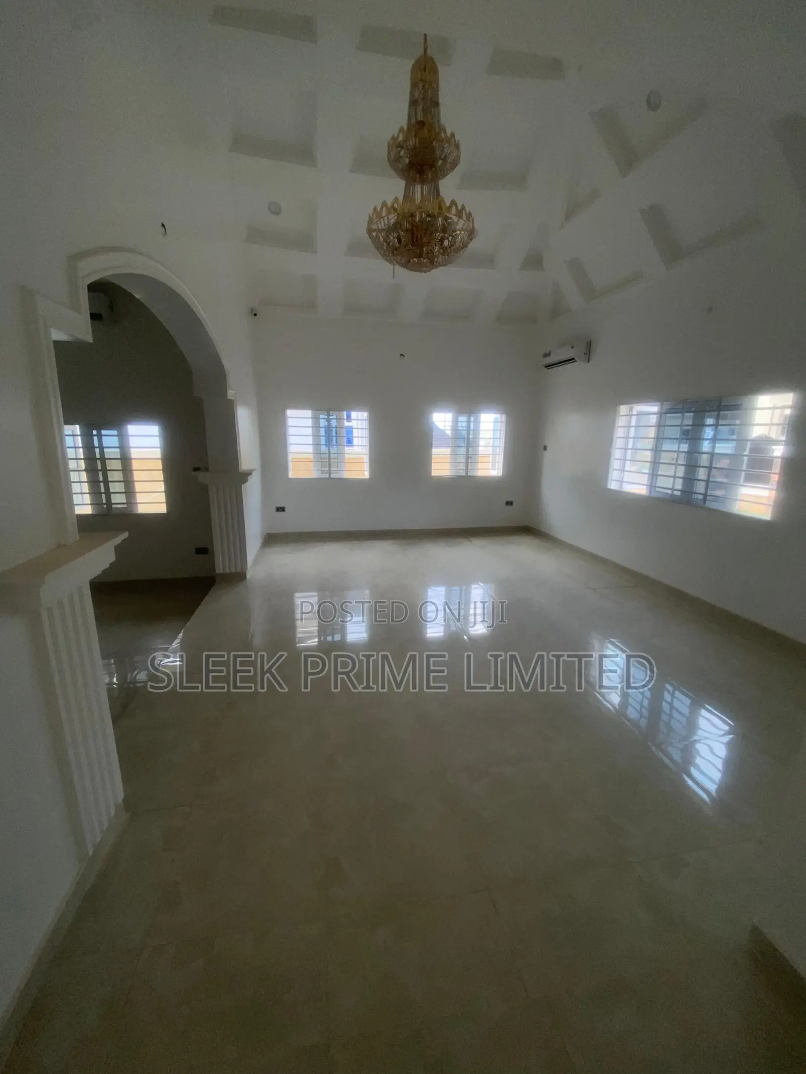 5bdrm Duplex in Lugbe District for rent in Lugbe District
