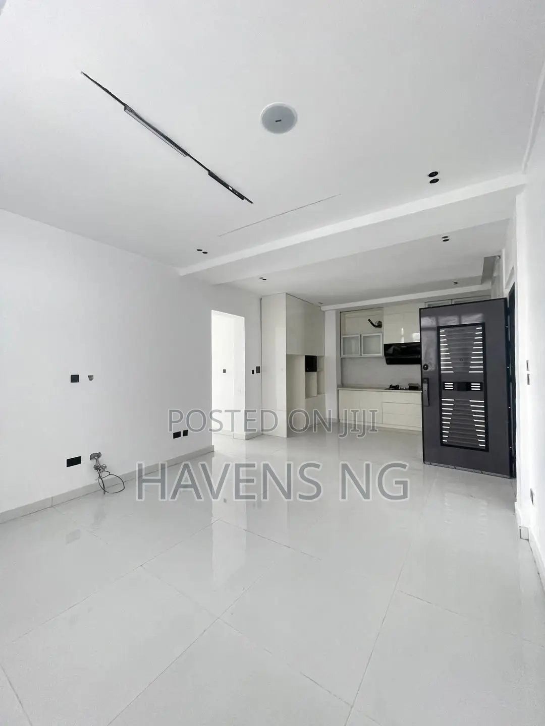 3bdrm Apartment in Ikate for sale in Ikate