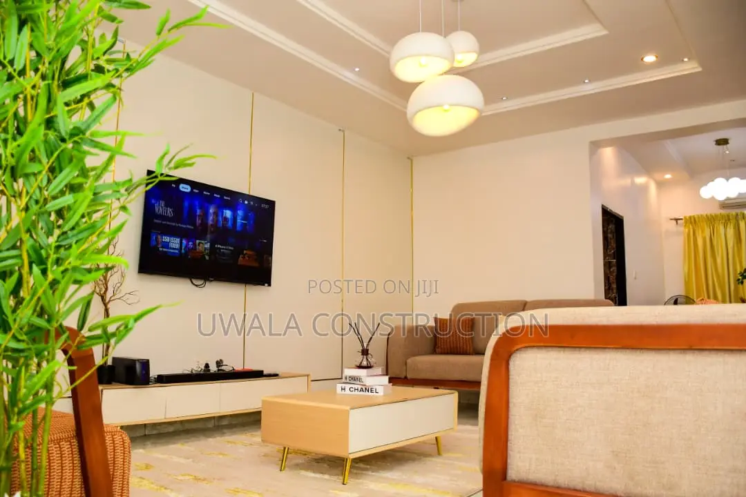 Luxury 2-Bedroom Shortlet Apartment in FHA