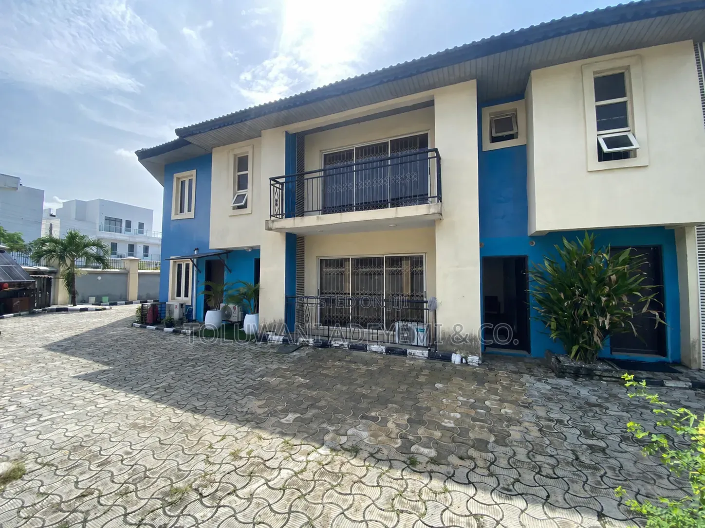3bdrm Apartment in Lekki Phase 1 for rent in Lekki Phase 1