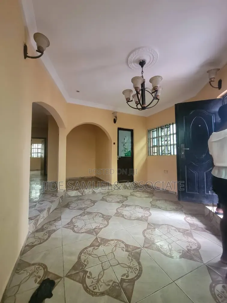 Furnished 2bdrm Block of Flats in Ayobo for rent in Ayobo
