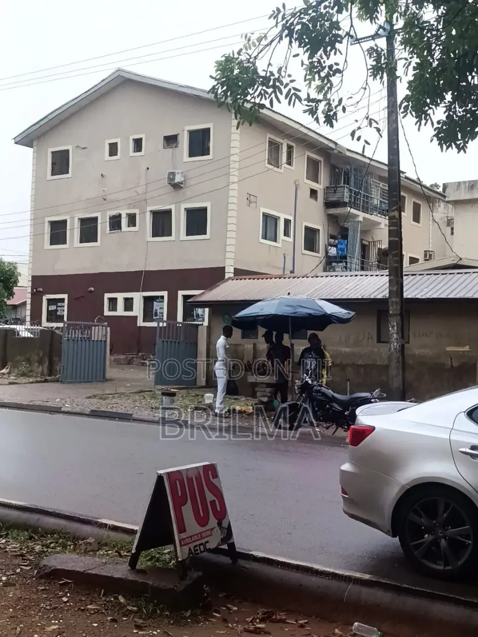 11bdrm Block of Flats in Zone 6 / Wuse for sale in Zone 6 / Wuse