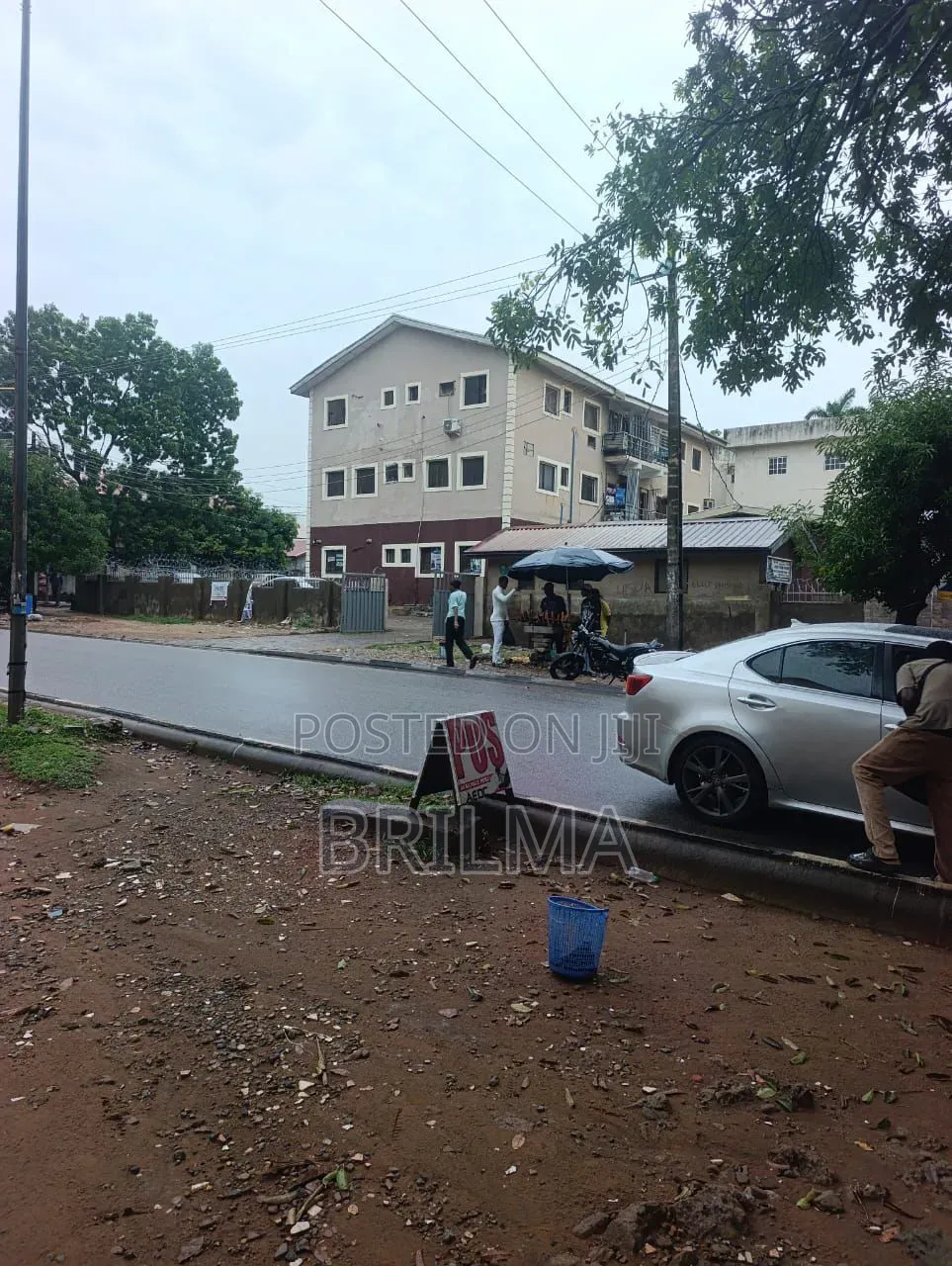 11bdrm Block of Flats in Zone 6 / Wuse for sale in Zone 6 / Wuse
