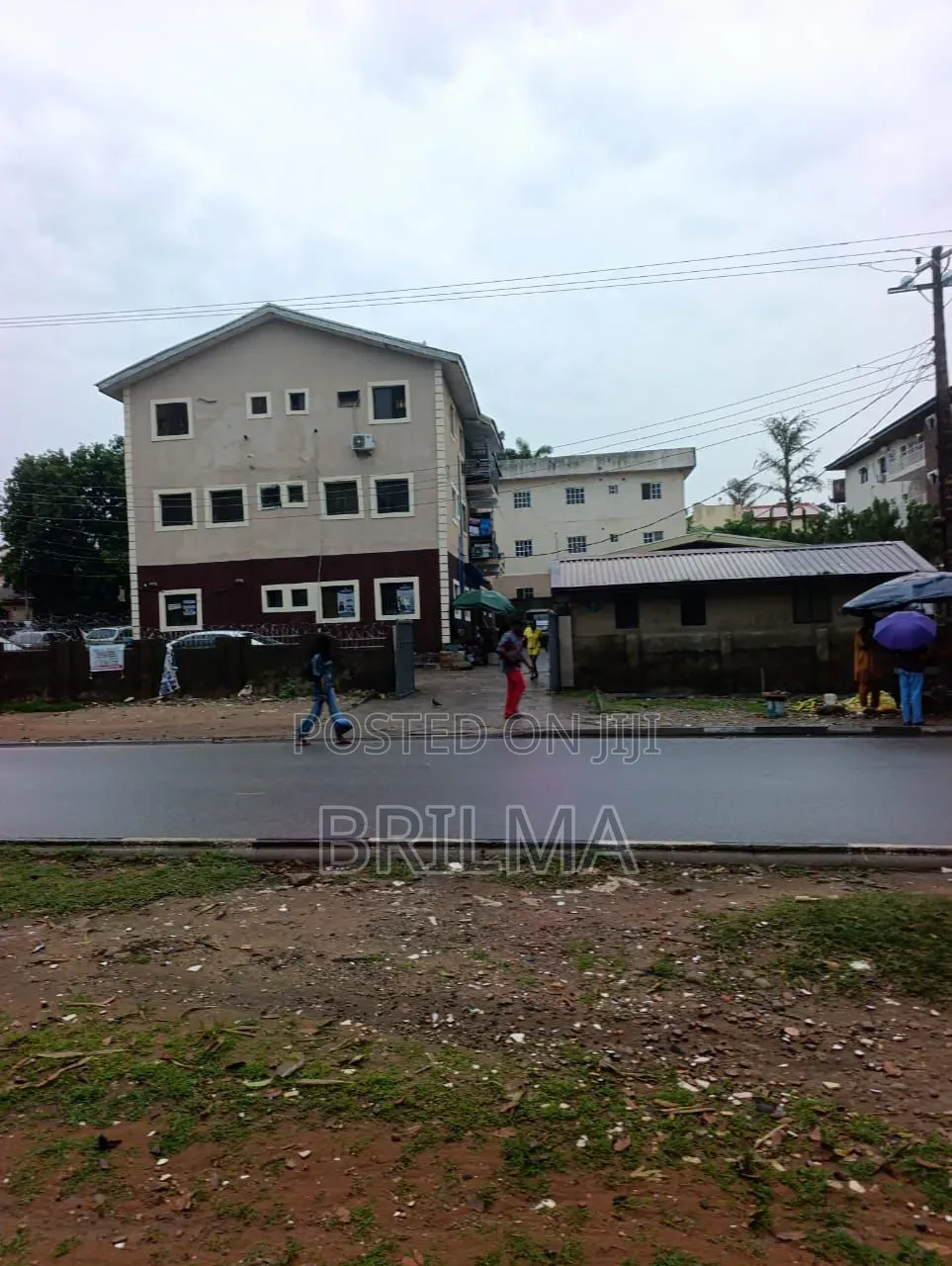 11bdrm Block of Flats in Zone 6 / Wuse for sale in Zone 6 / Wuse
