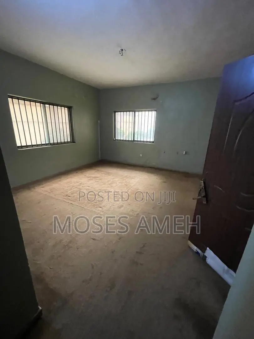 1bdrm Block of Flats in Utako for rent in Utako
