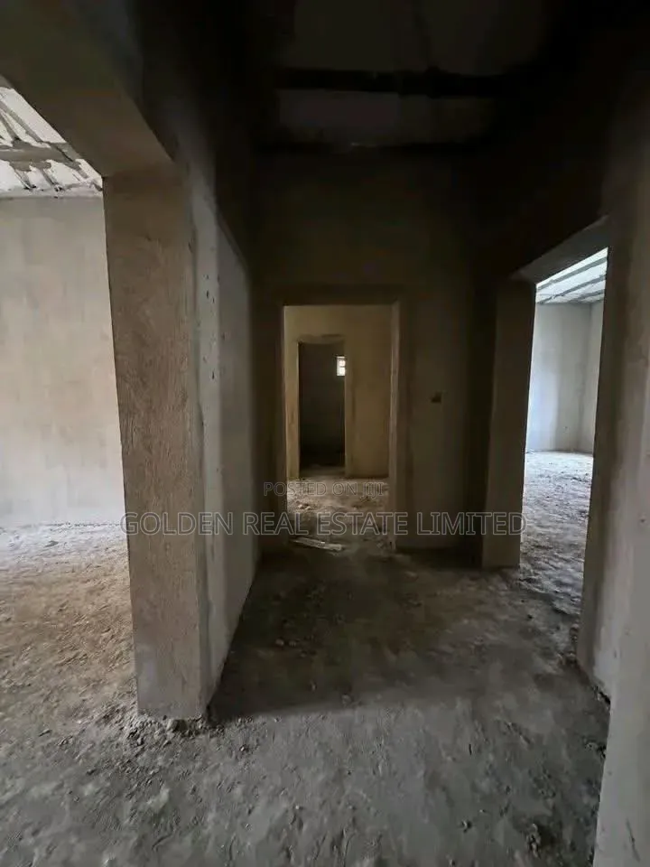 3bdrm Apartment in Apo Resettlement for sale in Apo Resettlement