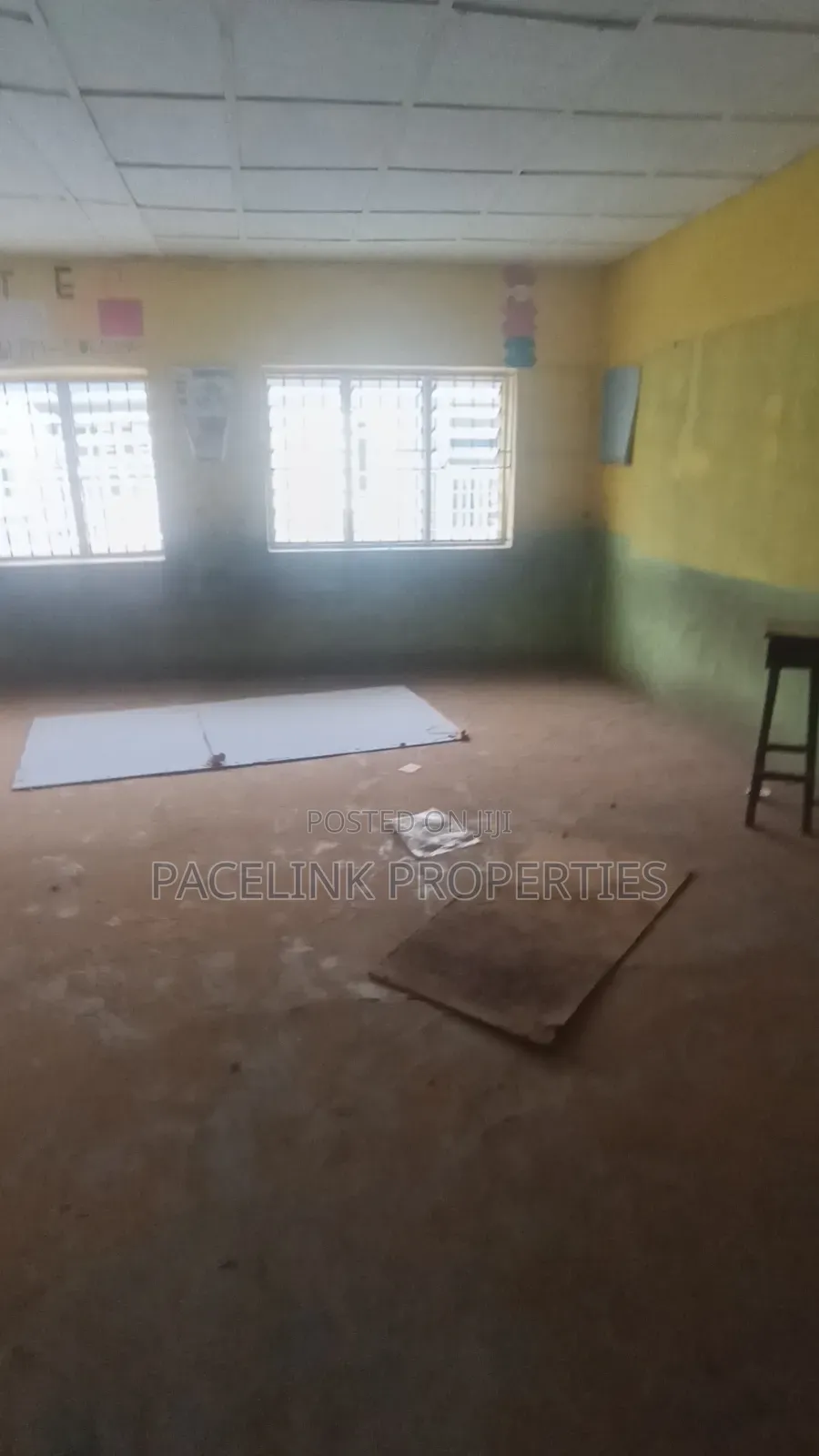 12bdrm Block of Flats in Ayobo for sale in Ayobo