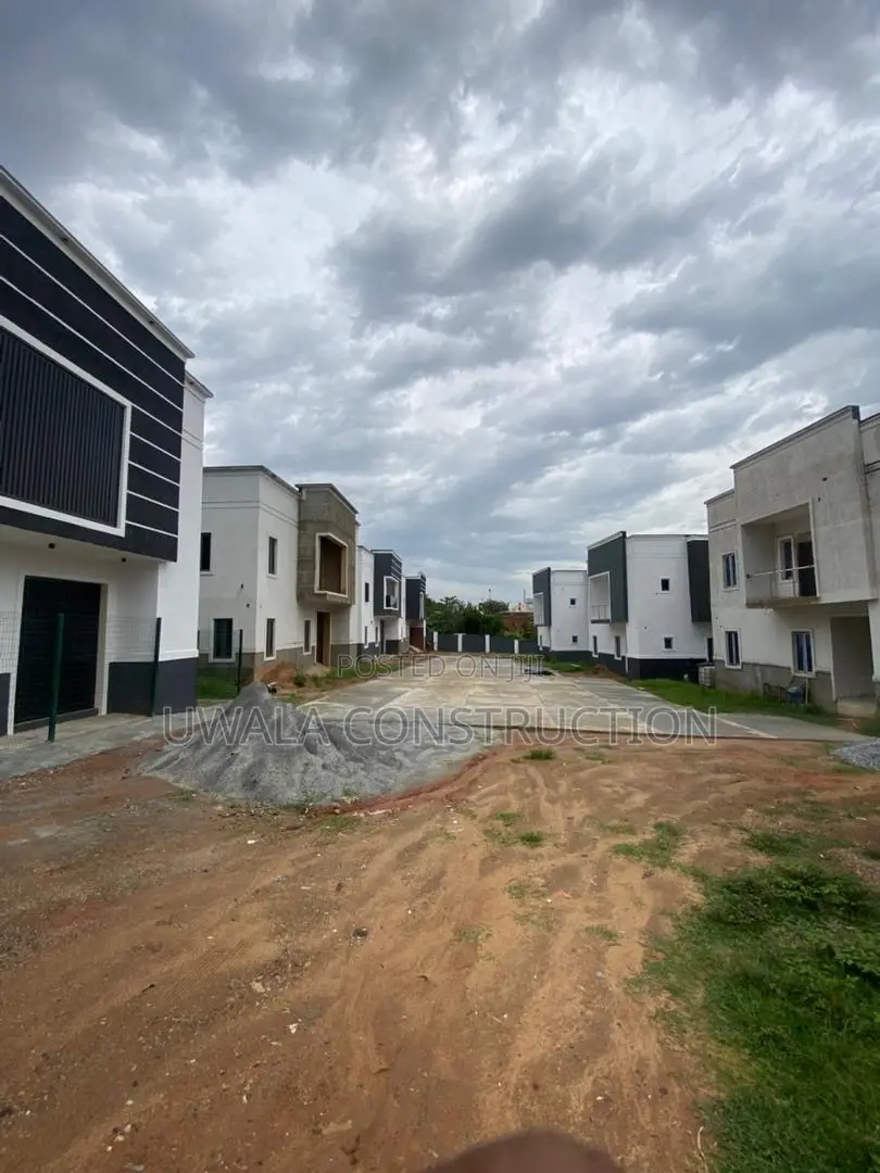 5bdrm Duplex in Galadimawa for sale in Galadimawa