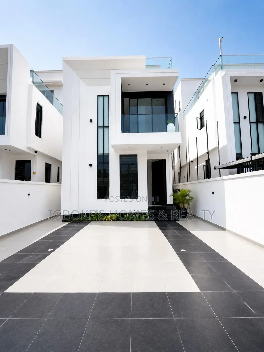 Furnished 5bdrm Duplex in Lekki Phase 1 for sale in Lekki Phase 1