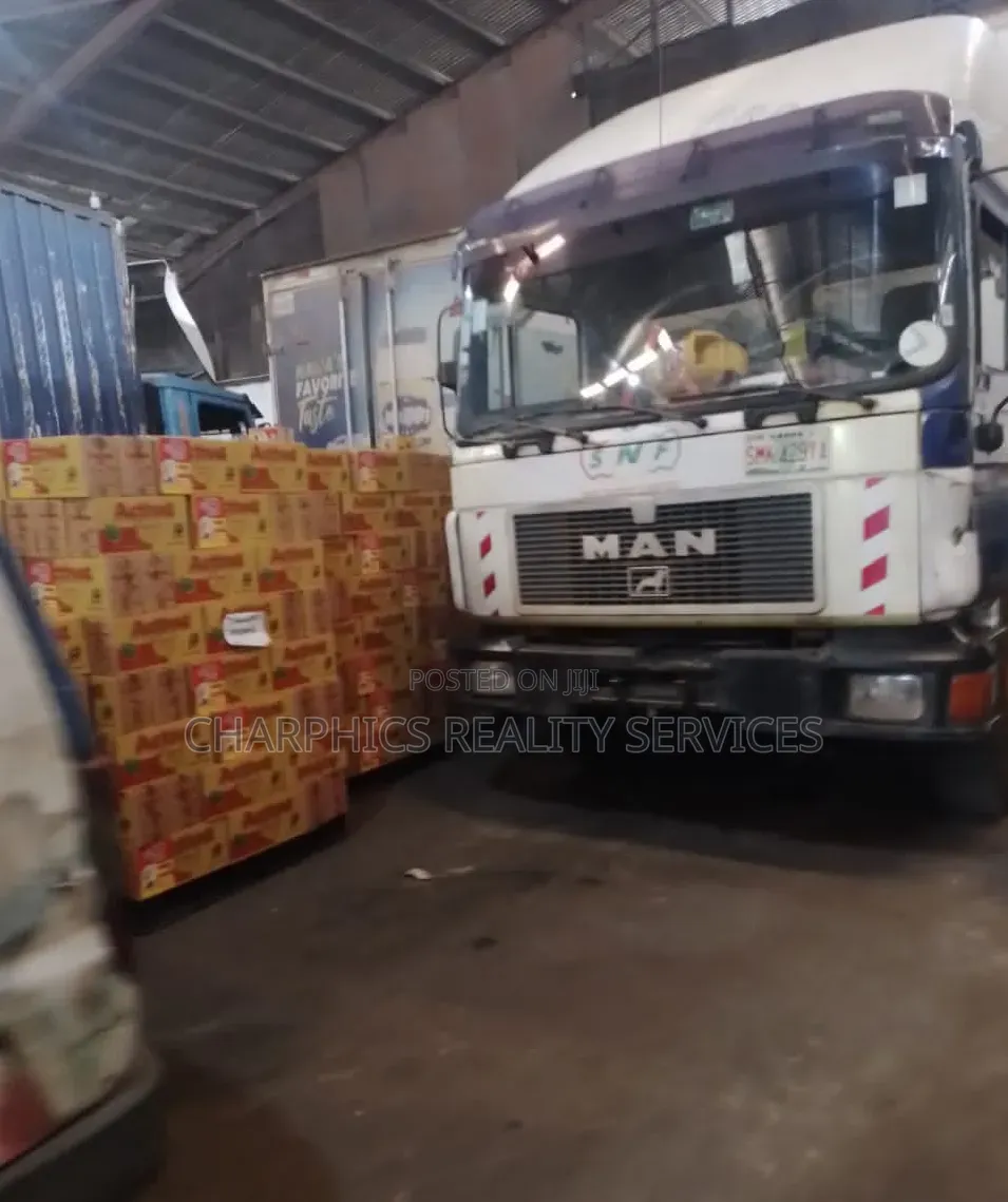 1,500sqm Warehouse Space at Ilupeju, in Ilupeju Industrial Estate